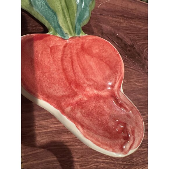 🌱🥕 Vintage Ceramic Veggie Plates – Radish (Treasure Craft) & Pea Pod Dish - Picture 11 of 16